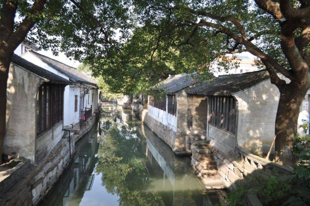 《19层》惊险穿越：恐怖之旅再现神秘迷雾